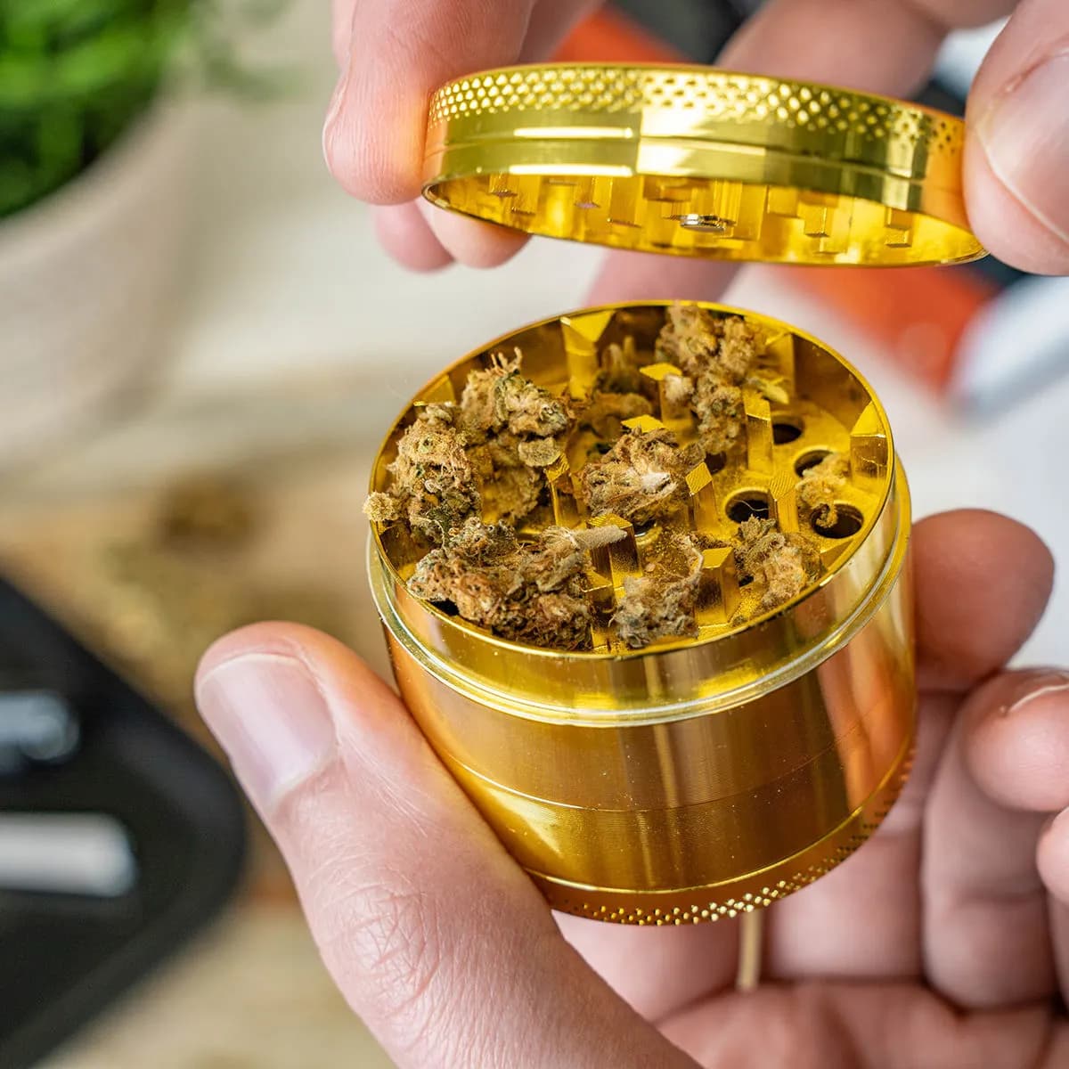 Metall-Grinder 24K Gold